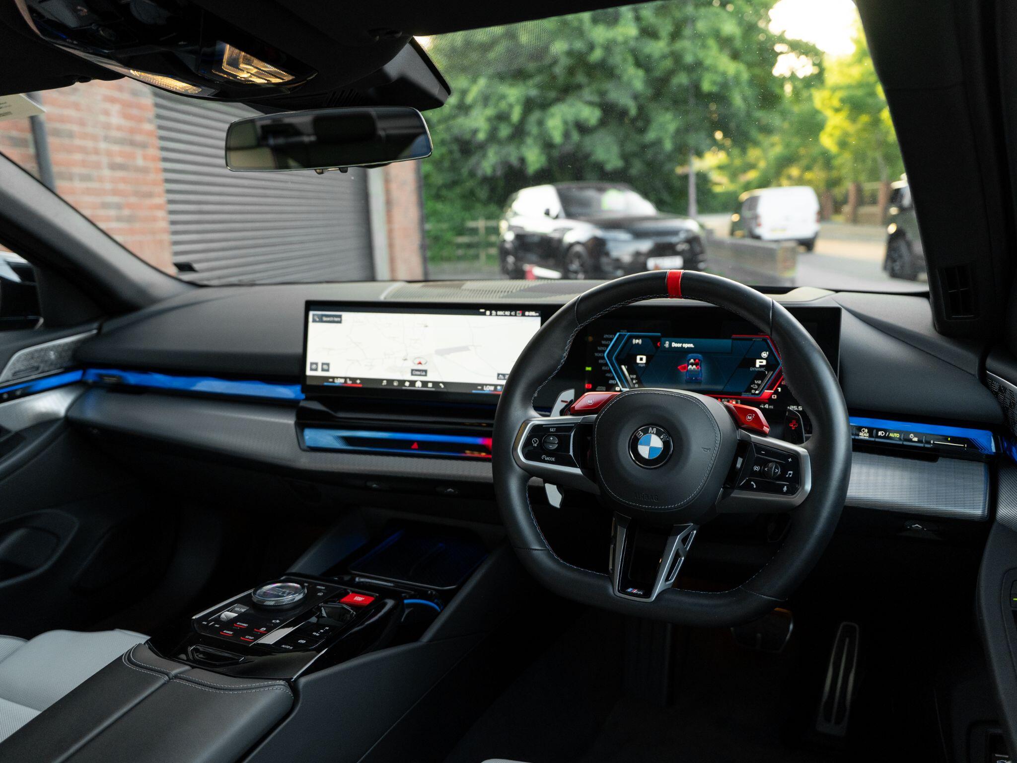 BMW M5 view 40