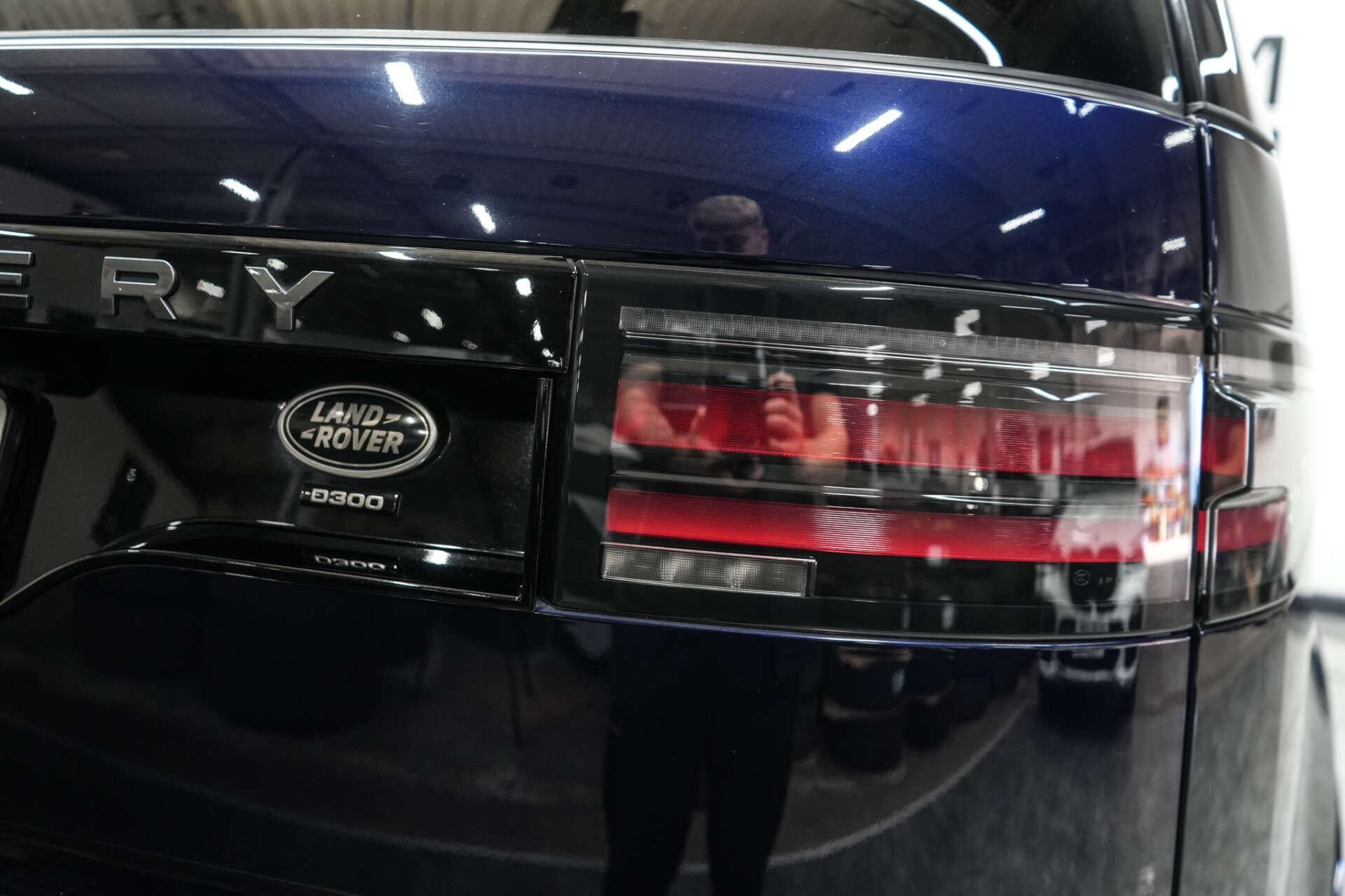 Land Rover Discovery 3 view 9