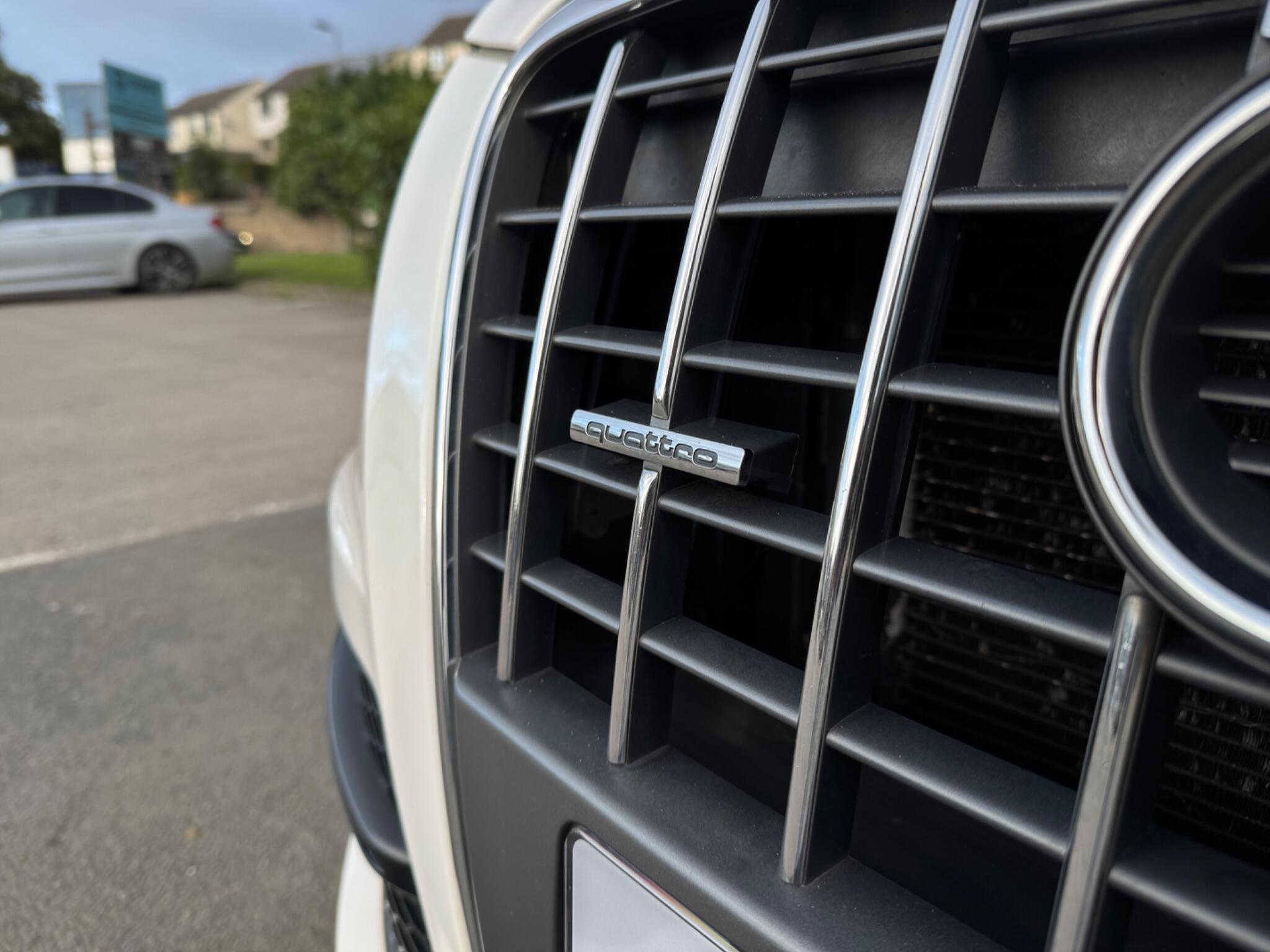 Audi Q5 view 46