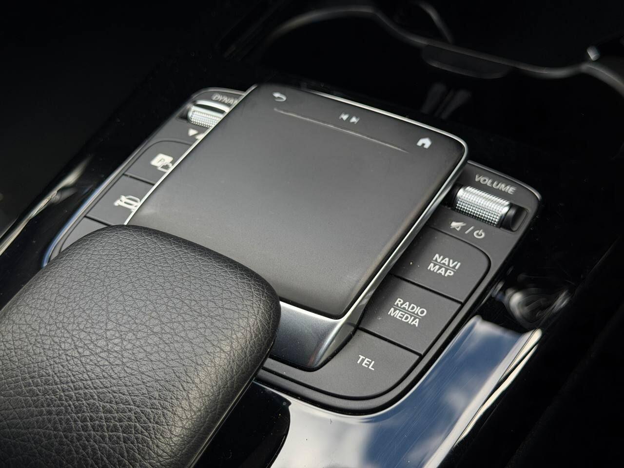 Mercedes-Benz Cla view 43