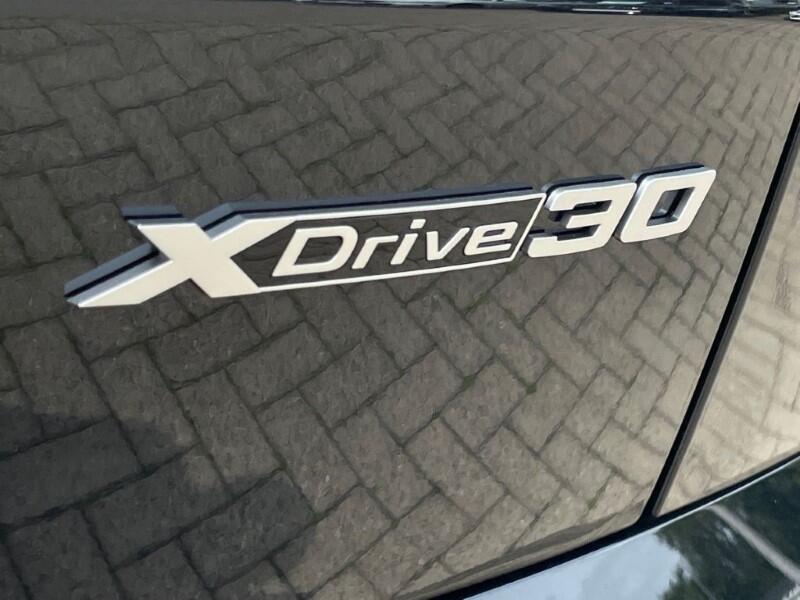 BMW iX2 view 39