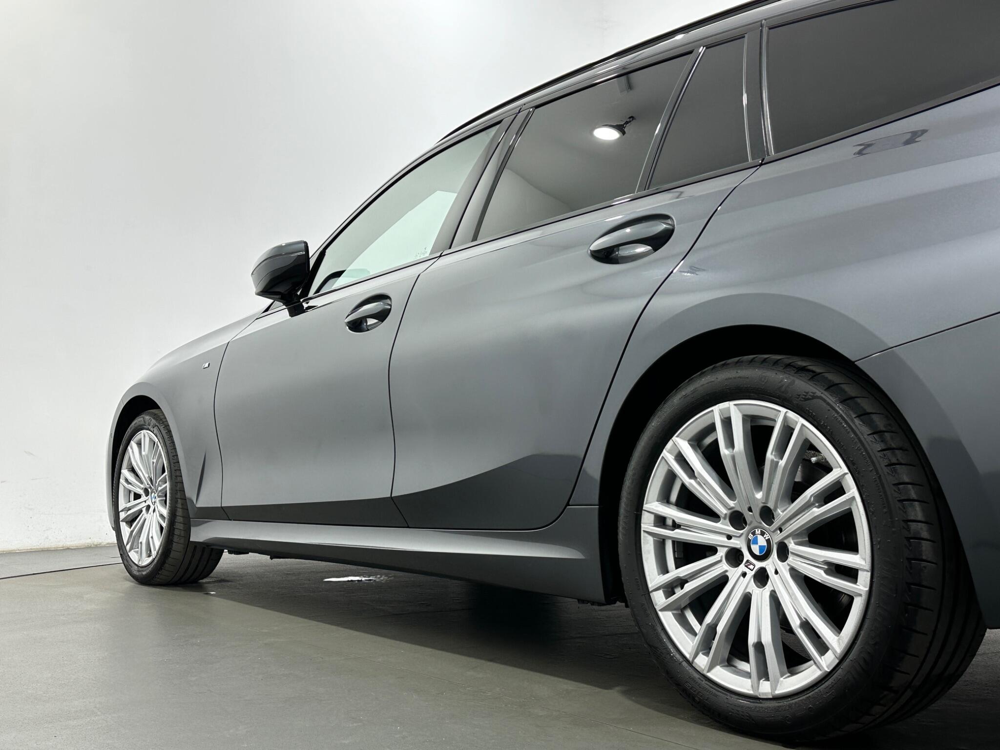 BMW 3 Series view 53