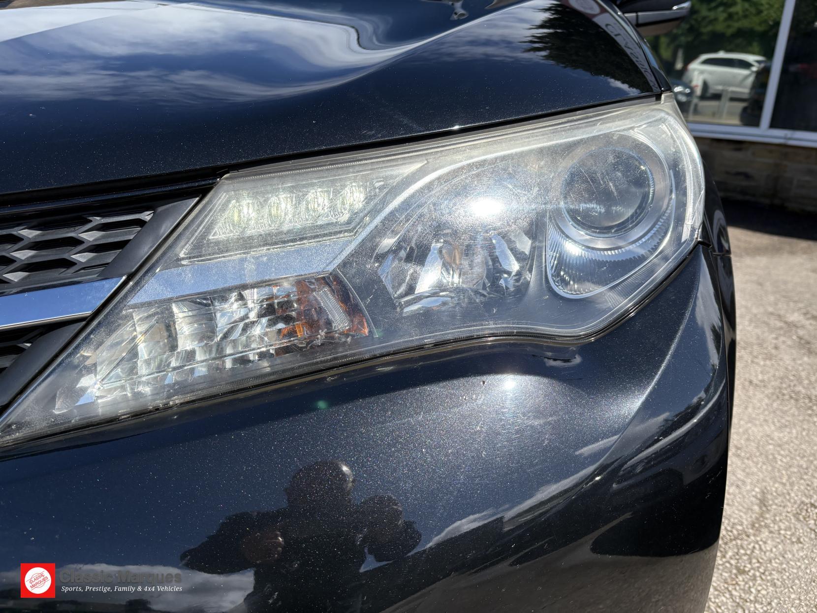 Toyota Rav4 view 17