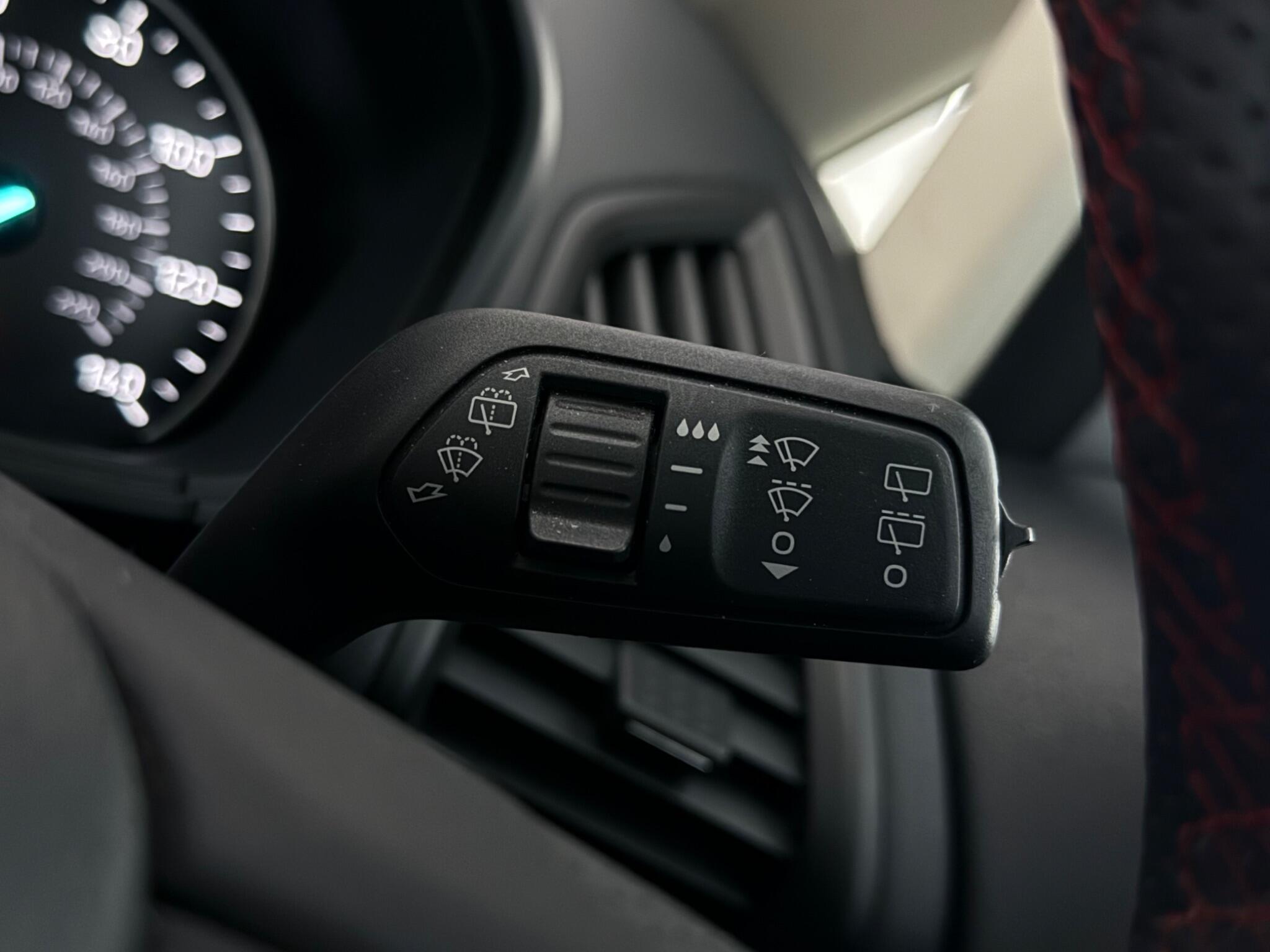 Ford Ecosport view 23