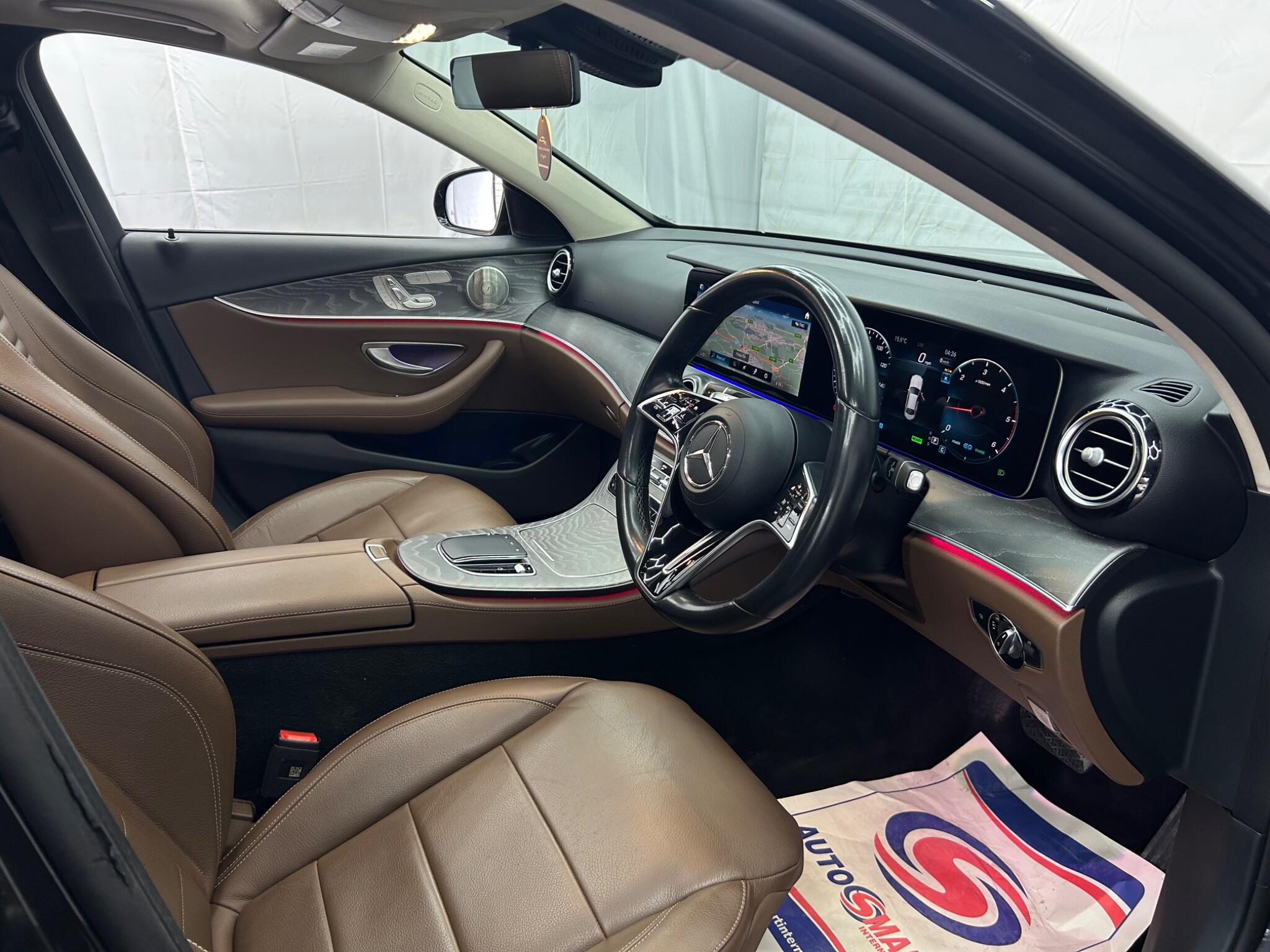 Mercedes-Benz E Class view 11