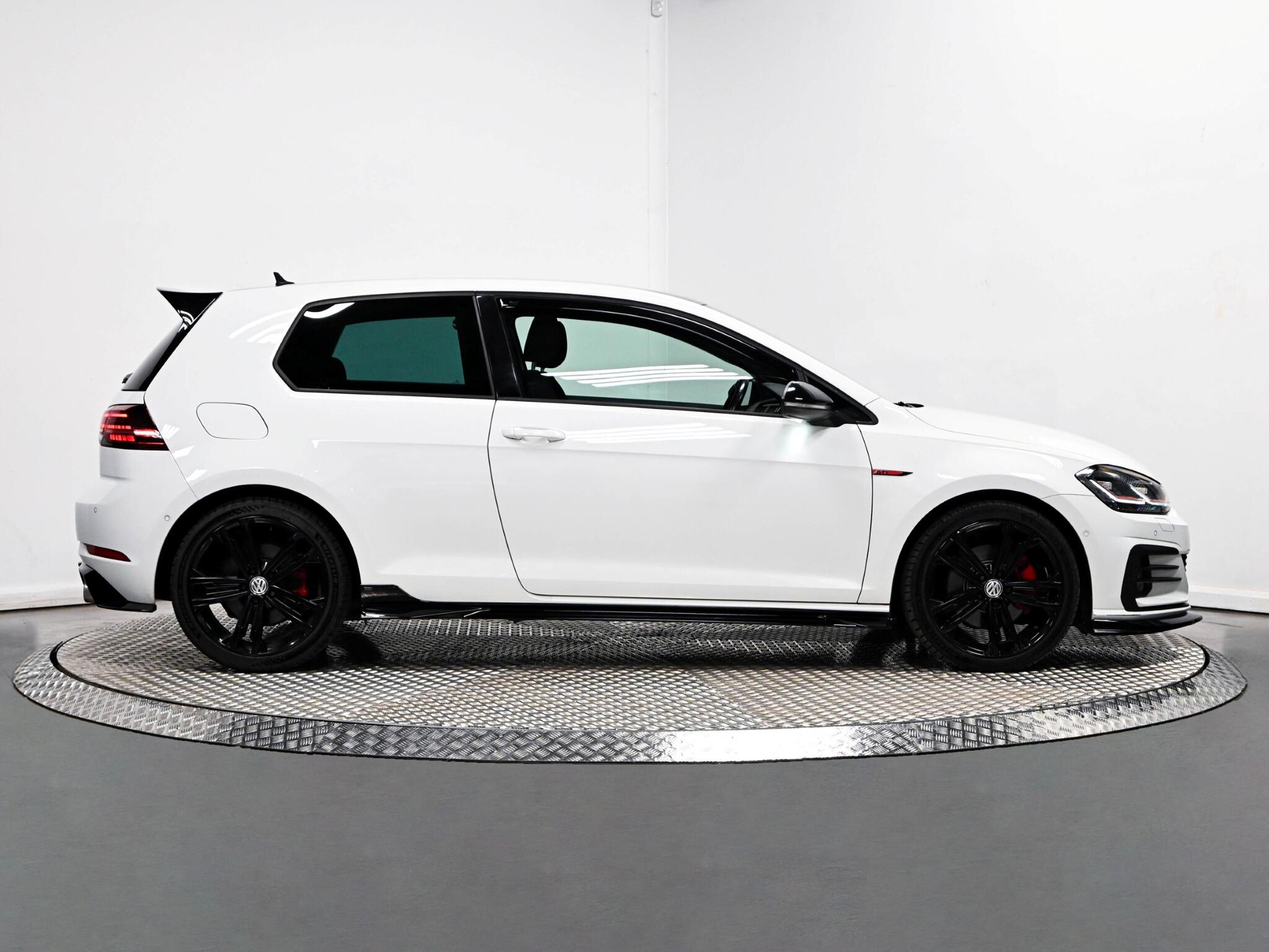 Volkswagen Golf view 31
