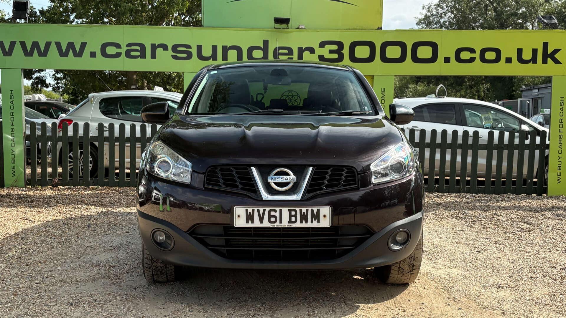 Nissan Qashqai+2 view 2