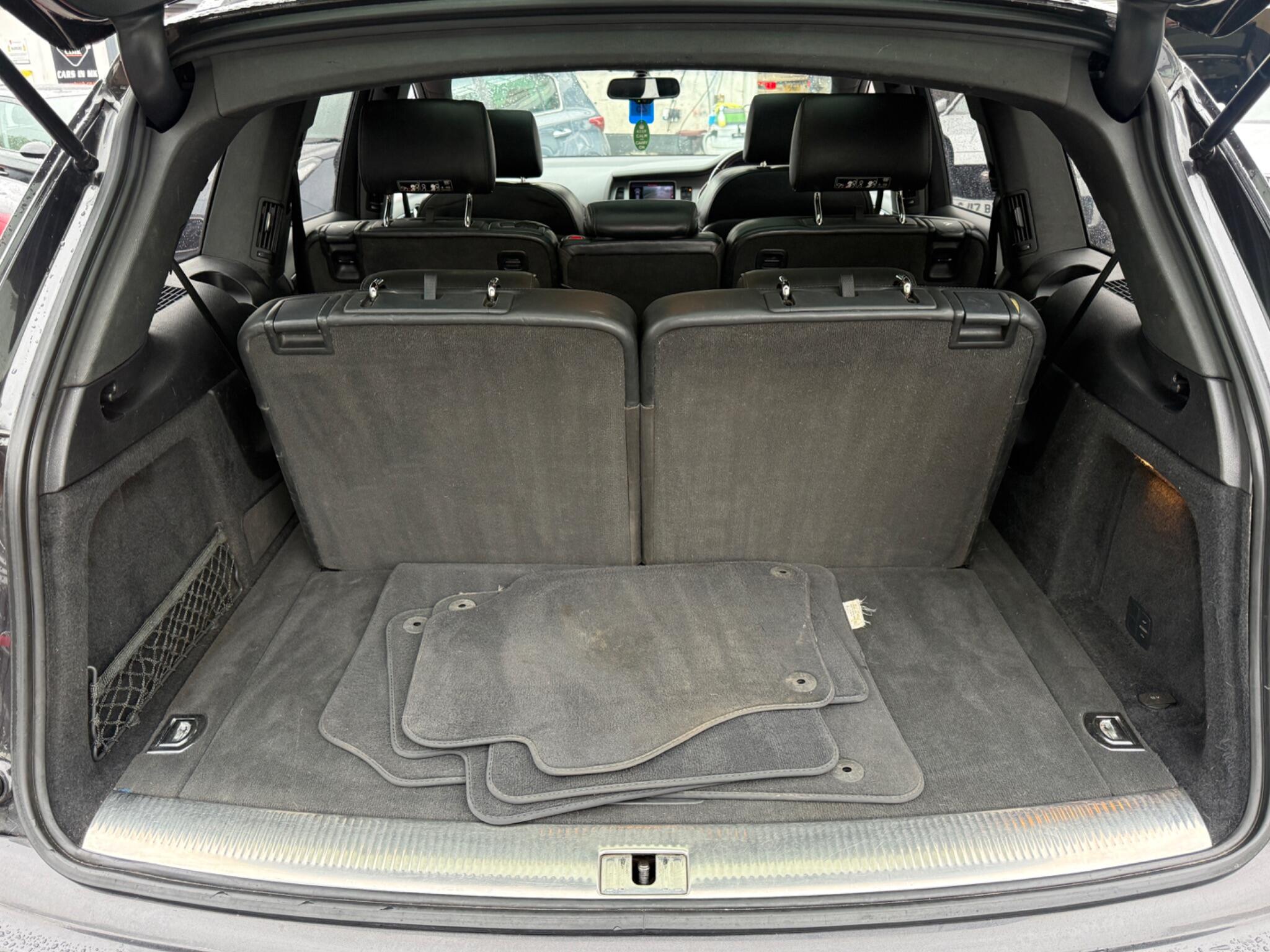 Audi Q7 - Image 46