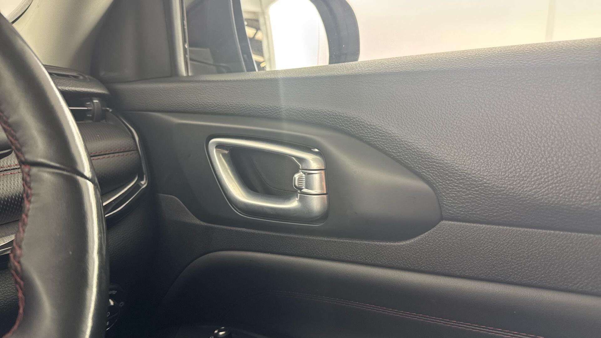 Jeep Compass view 47