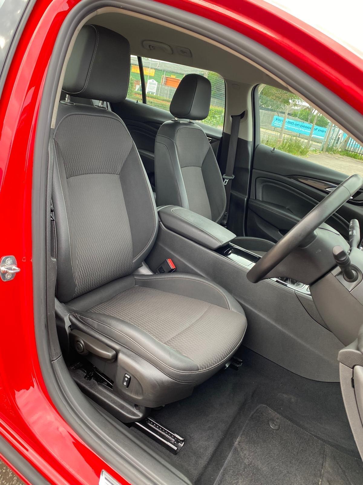 Vauxhall Insignia view 20
