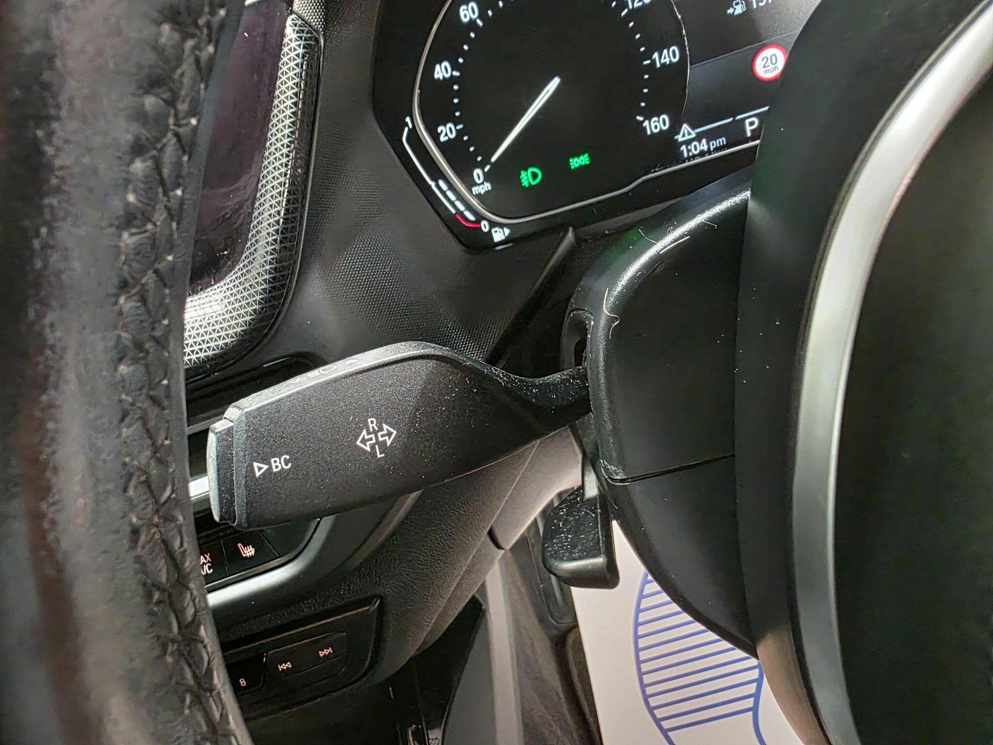 BMW 1 Series view 18