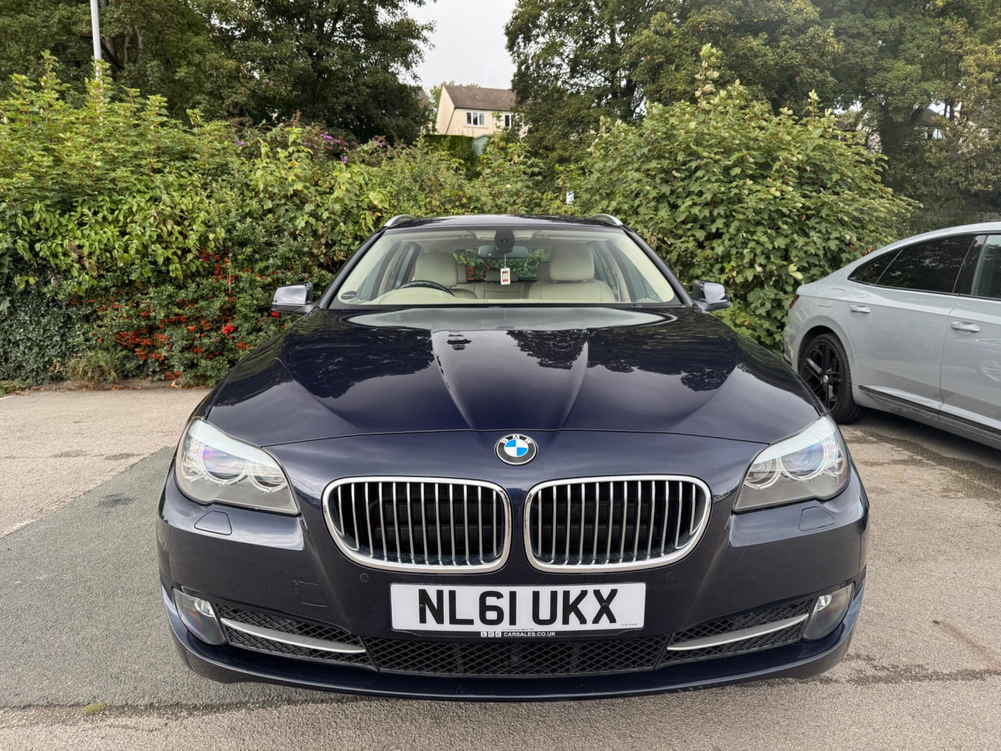 BMW 5 Series view 2