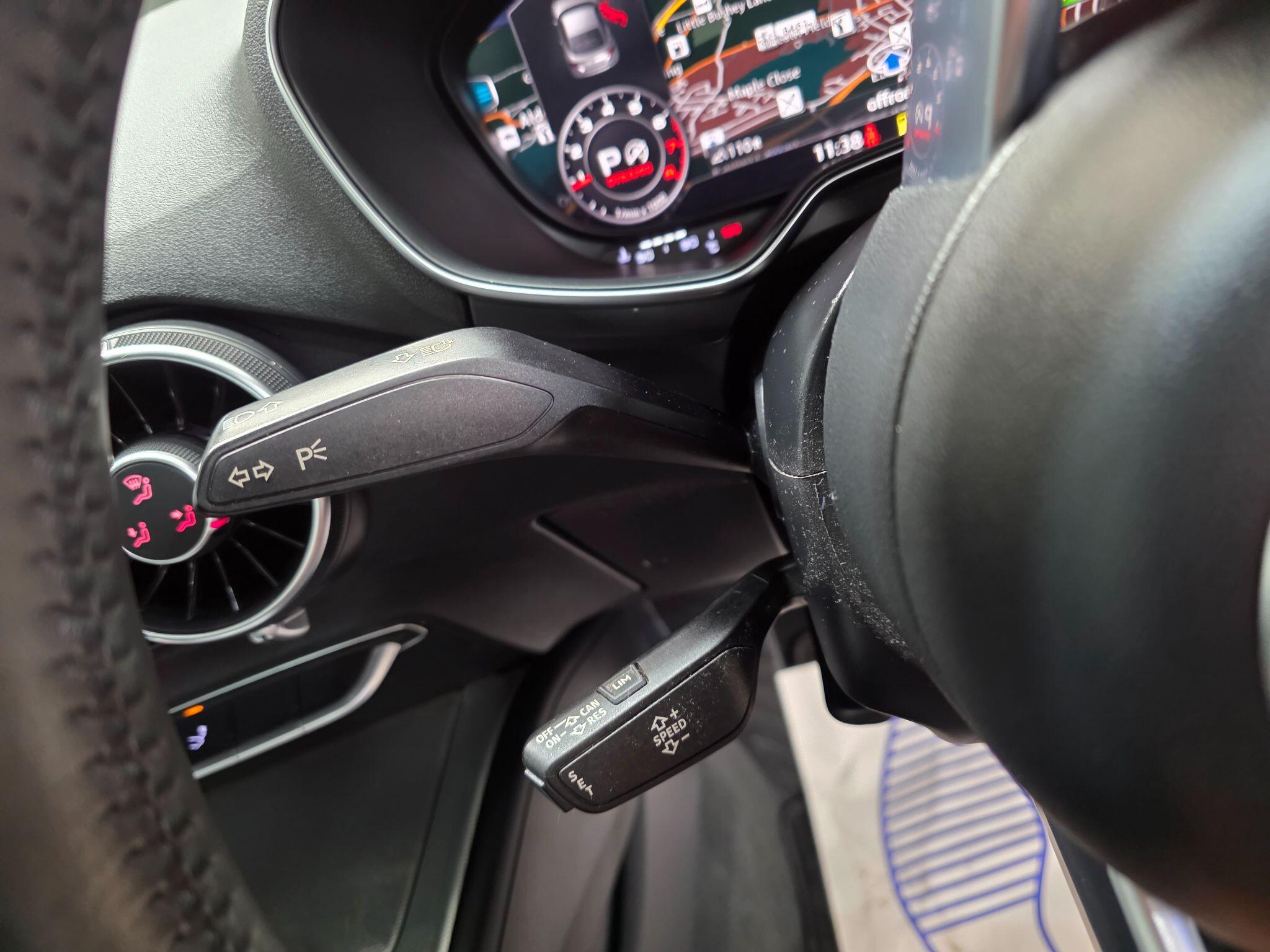 Audi TT view 18