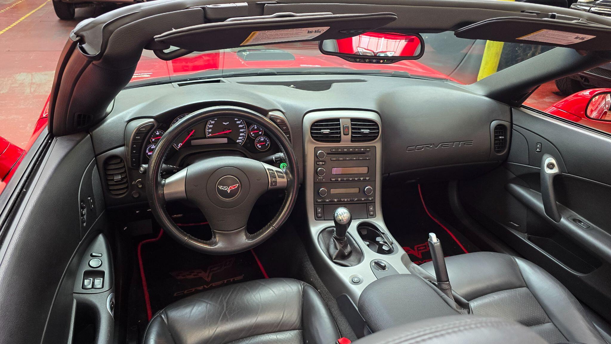 Chevrolet Corvette view 4