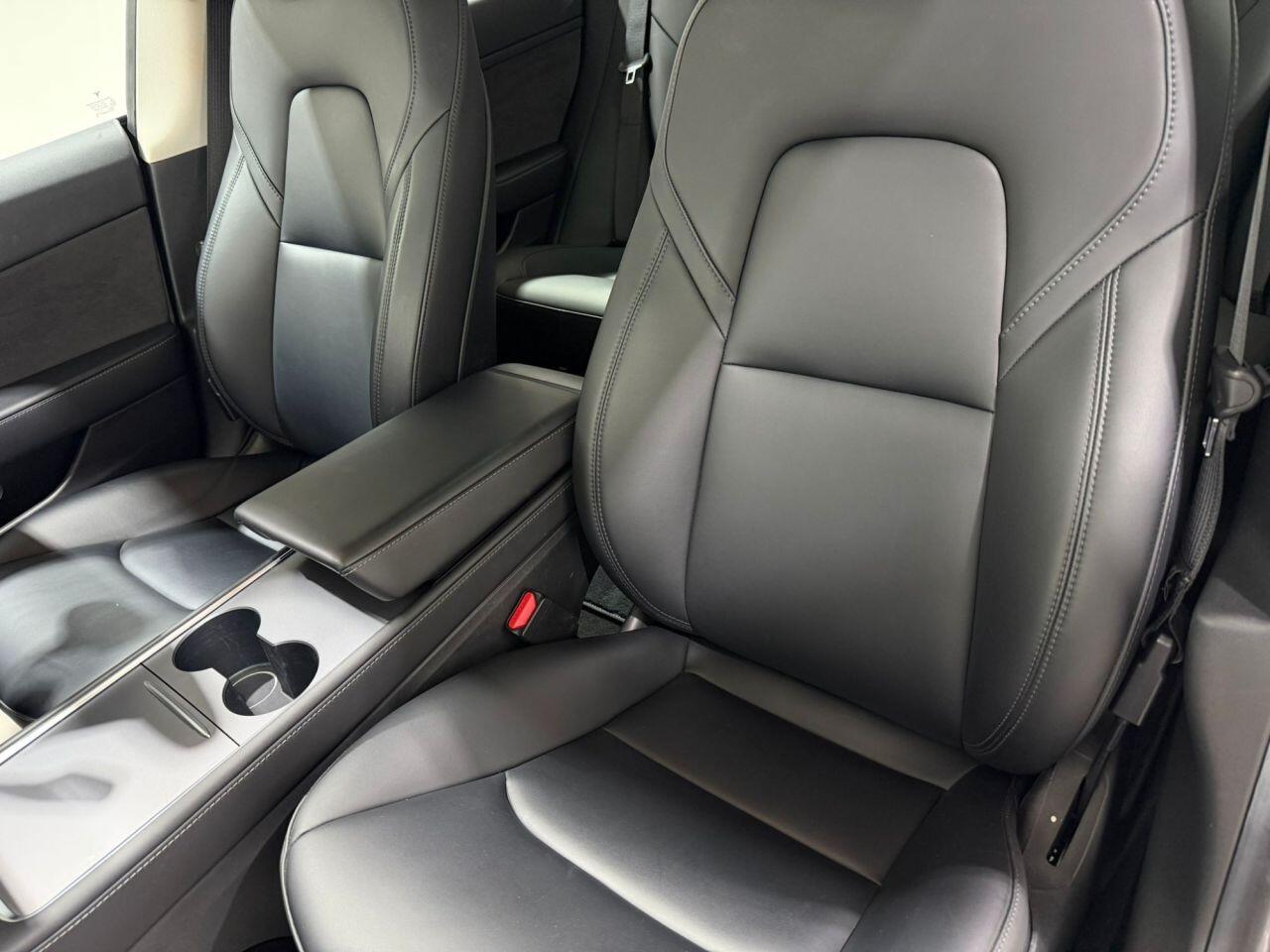 Tesla Model 3 view 18