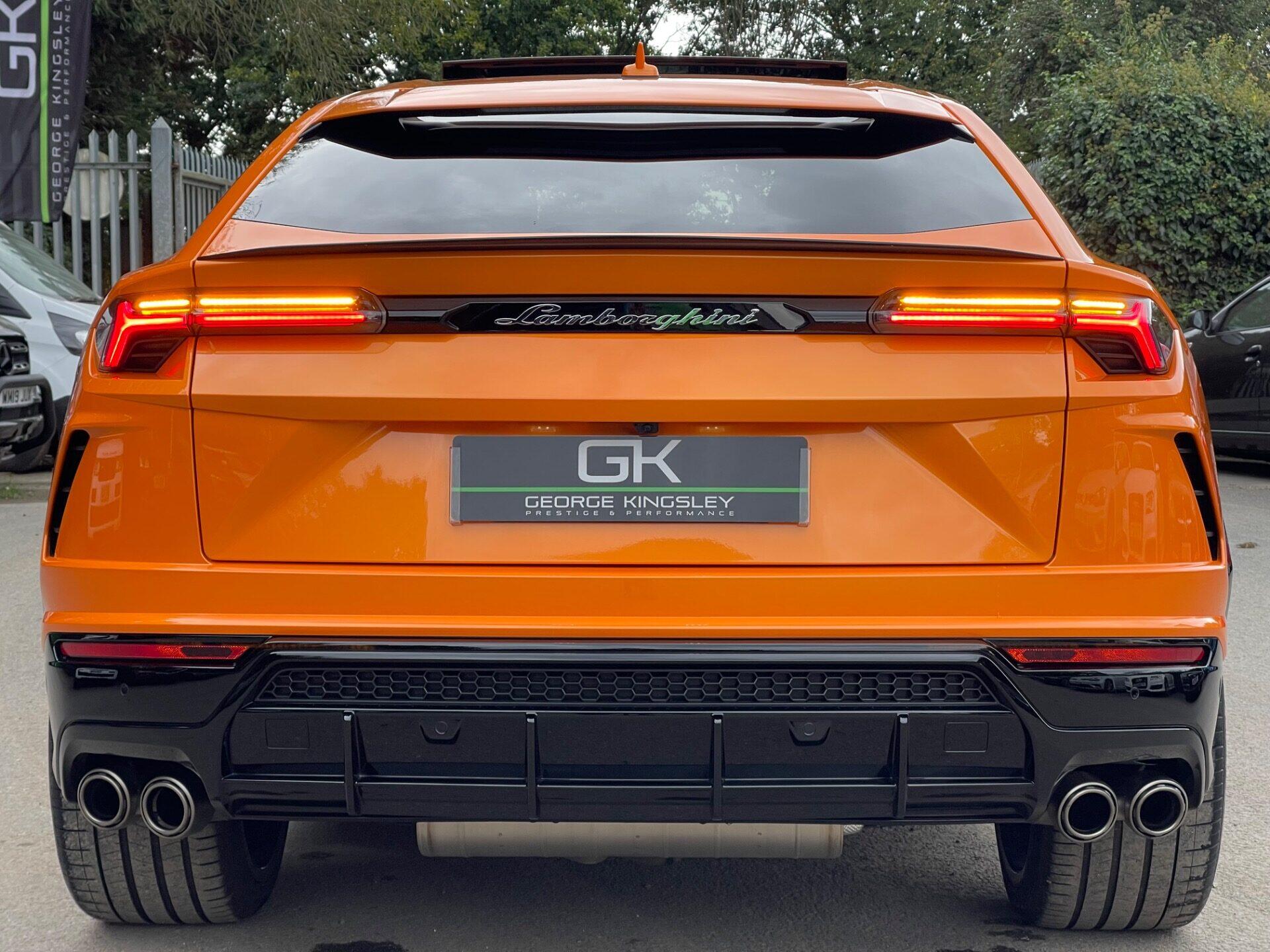 Lamborghini Urus view 25