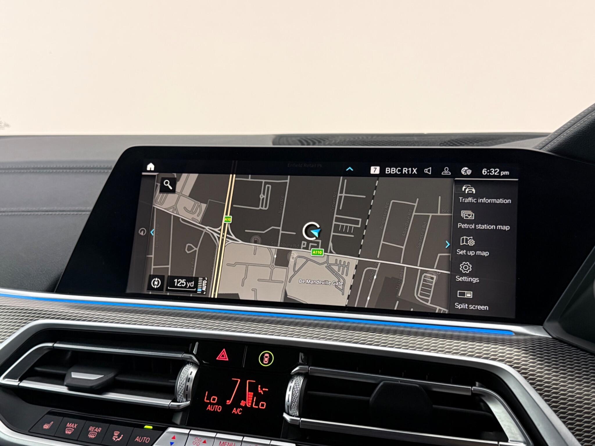 BMW X5 view 28