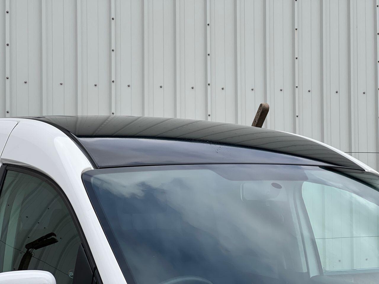 Volkswagen Caddy Maxi Life view 14