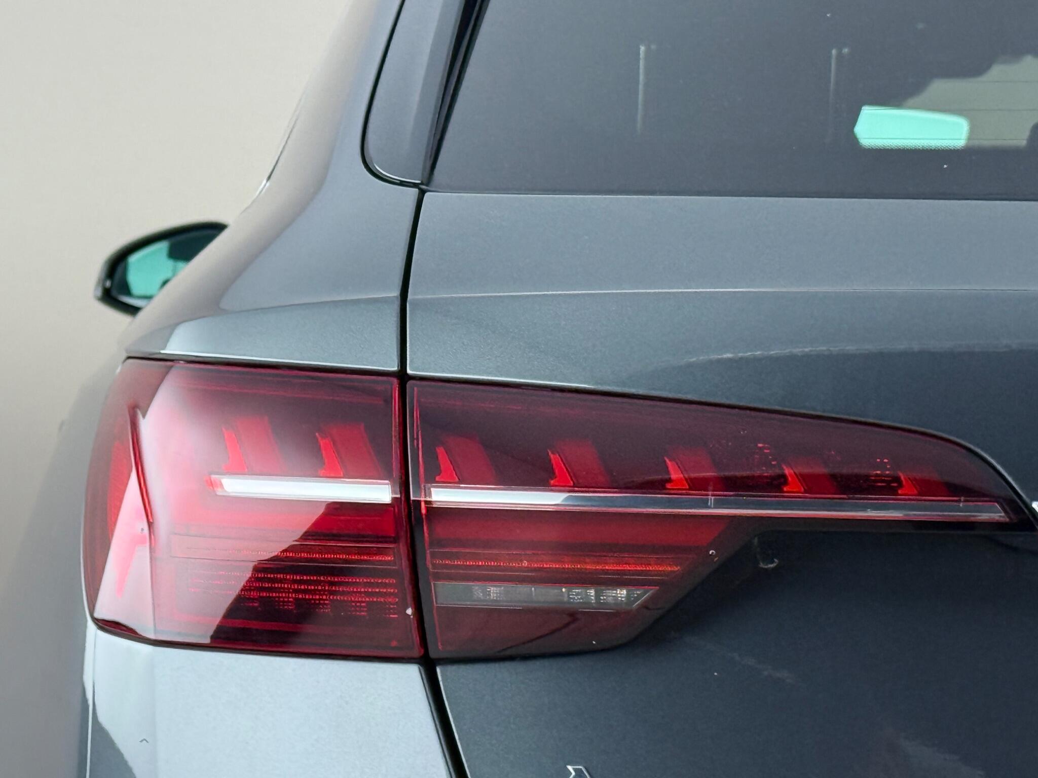Audi A4 view 12