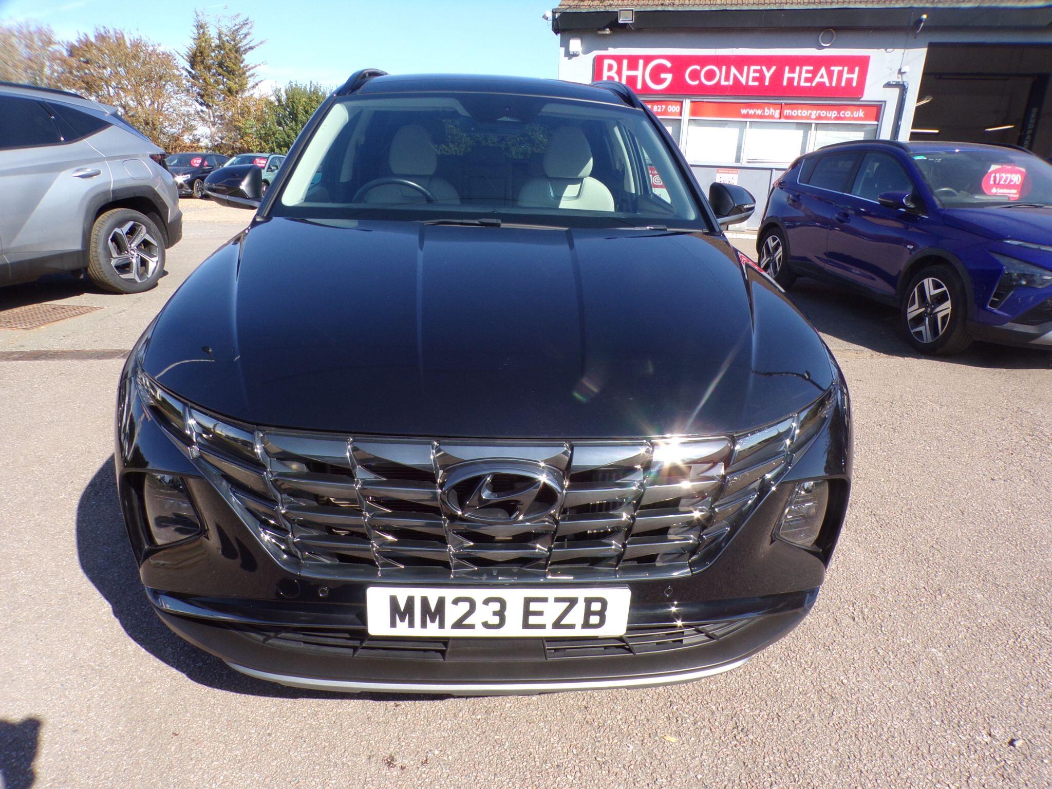 Hyundai Tucson view 3