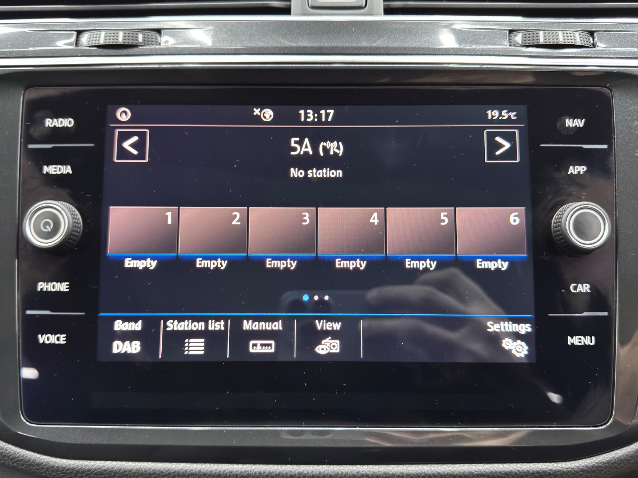 Volkswagen Tiguan Allspace view 31