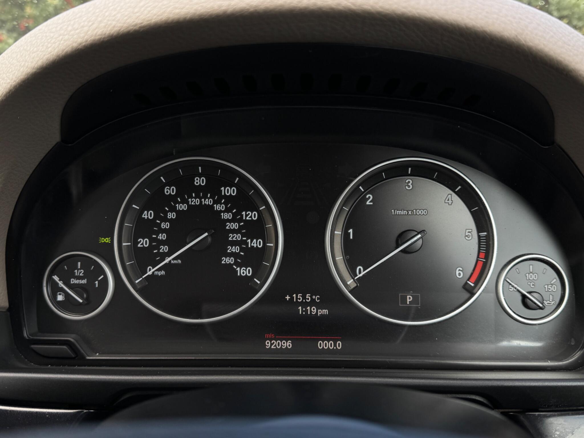 BMW 5 Series view 23