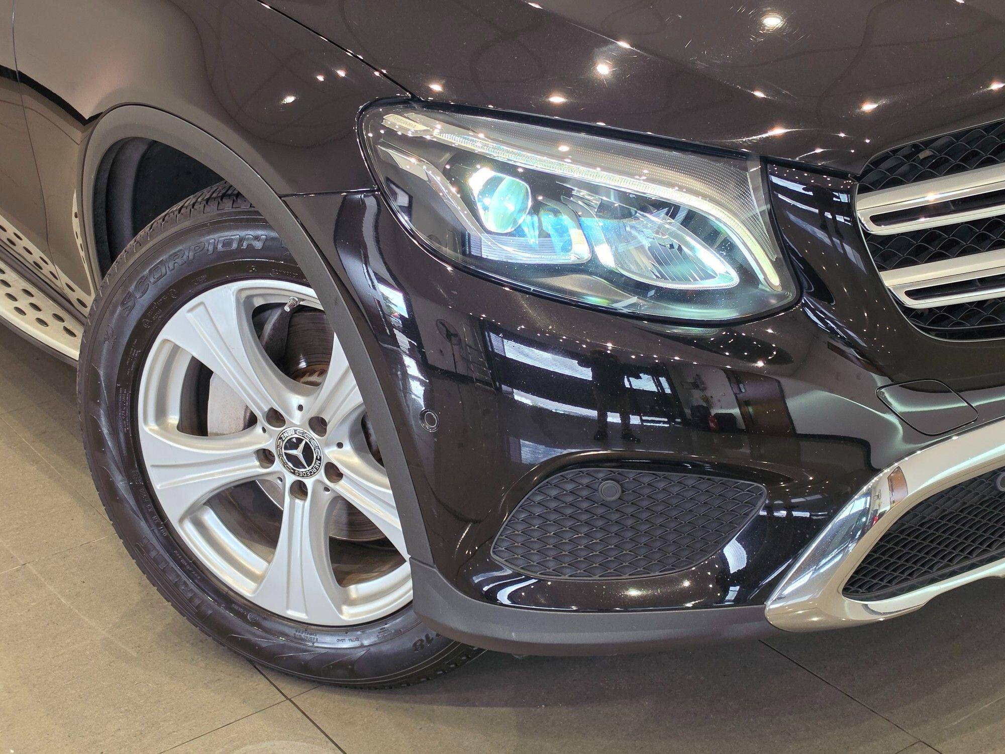 Mercedes-Benz GLC view 73