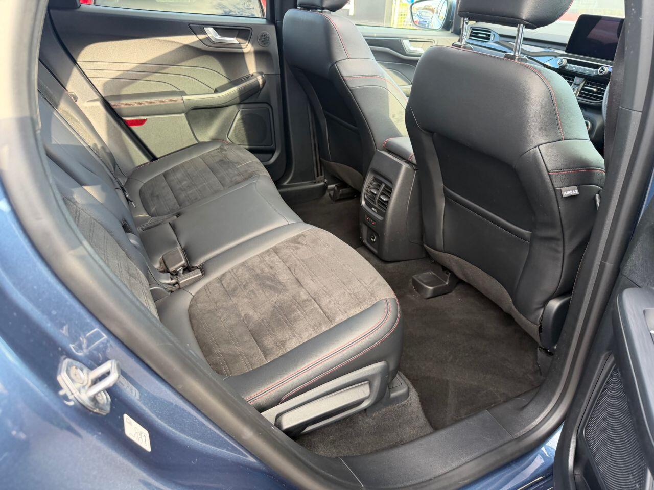 Ford Kuga view 36