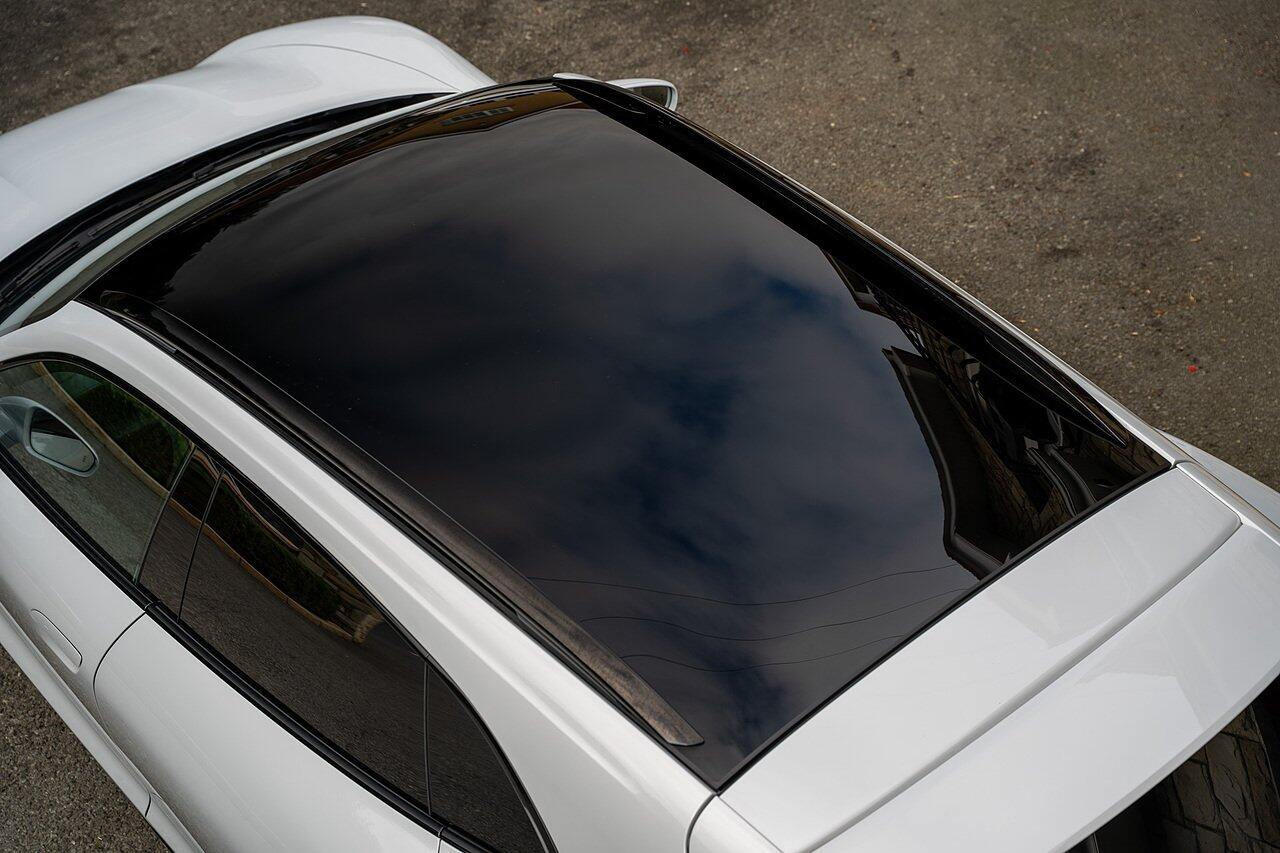 Porsche Taycan view 38