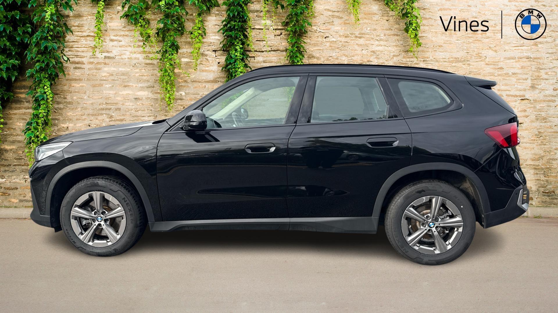 BMW X1 view 3