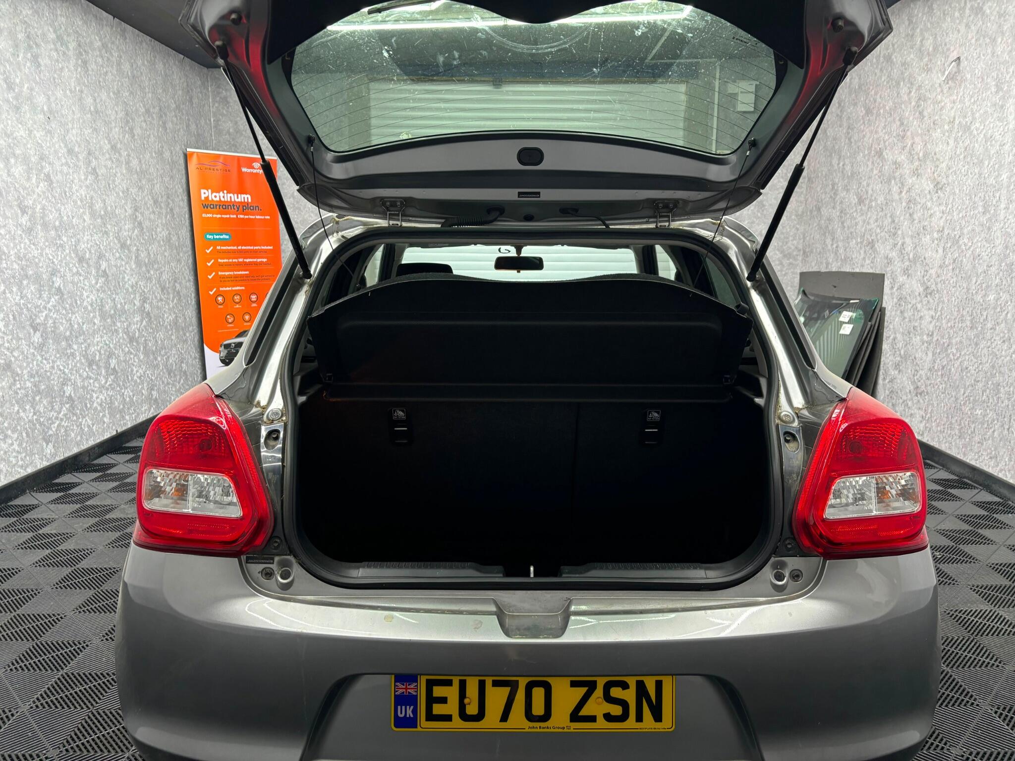 Suzuki Swift view 16