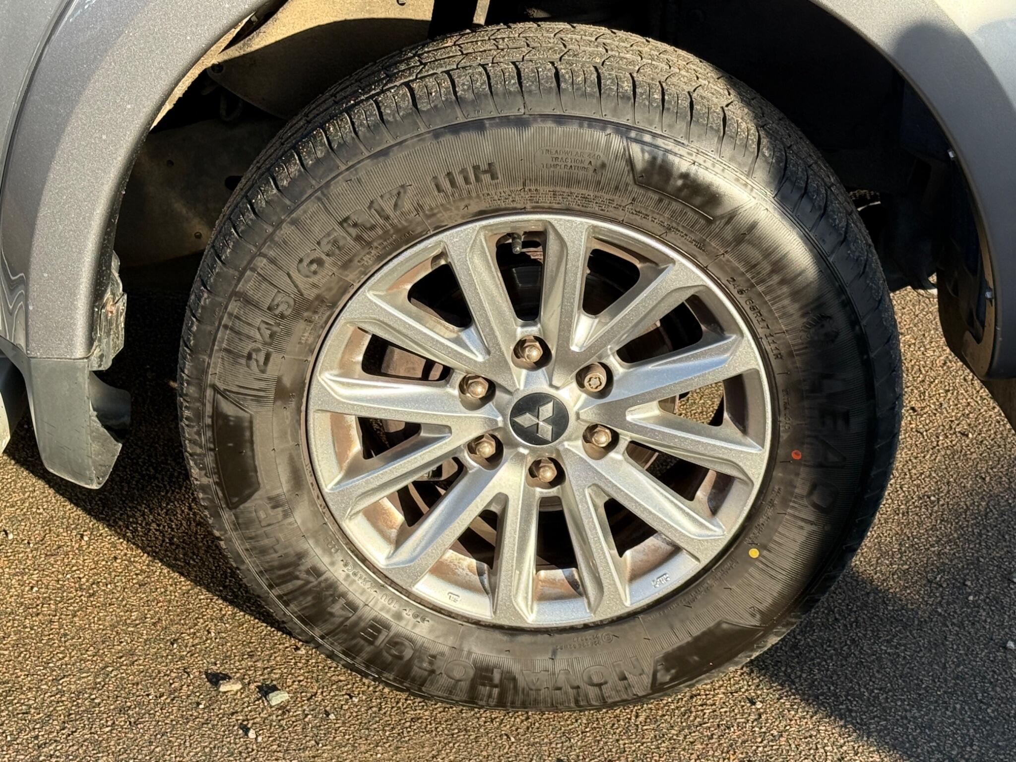 Mitsubishi L200 - Image 29
