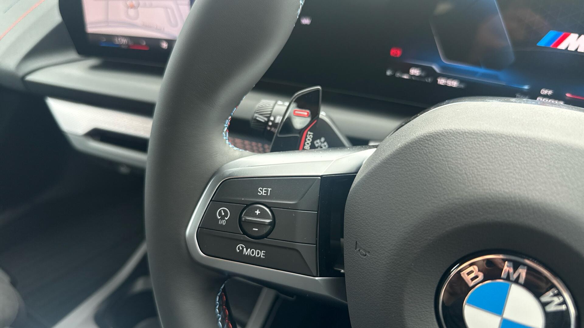 BMW 1 Series view 17