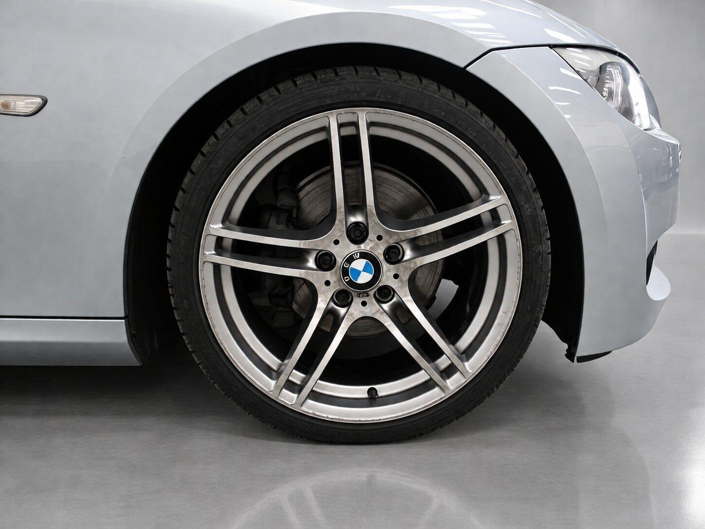 BMW 3 Series view 55