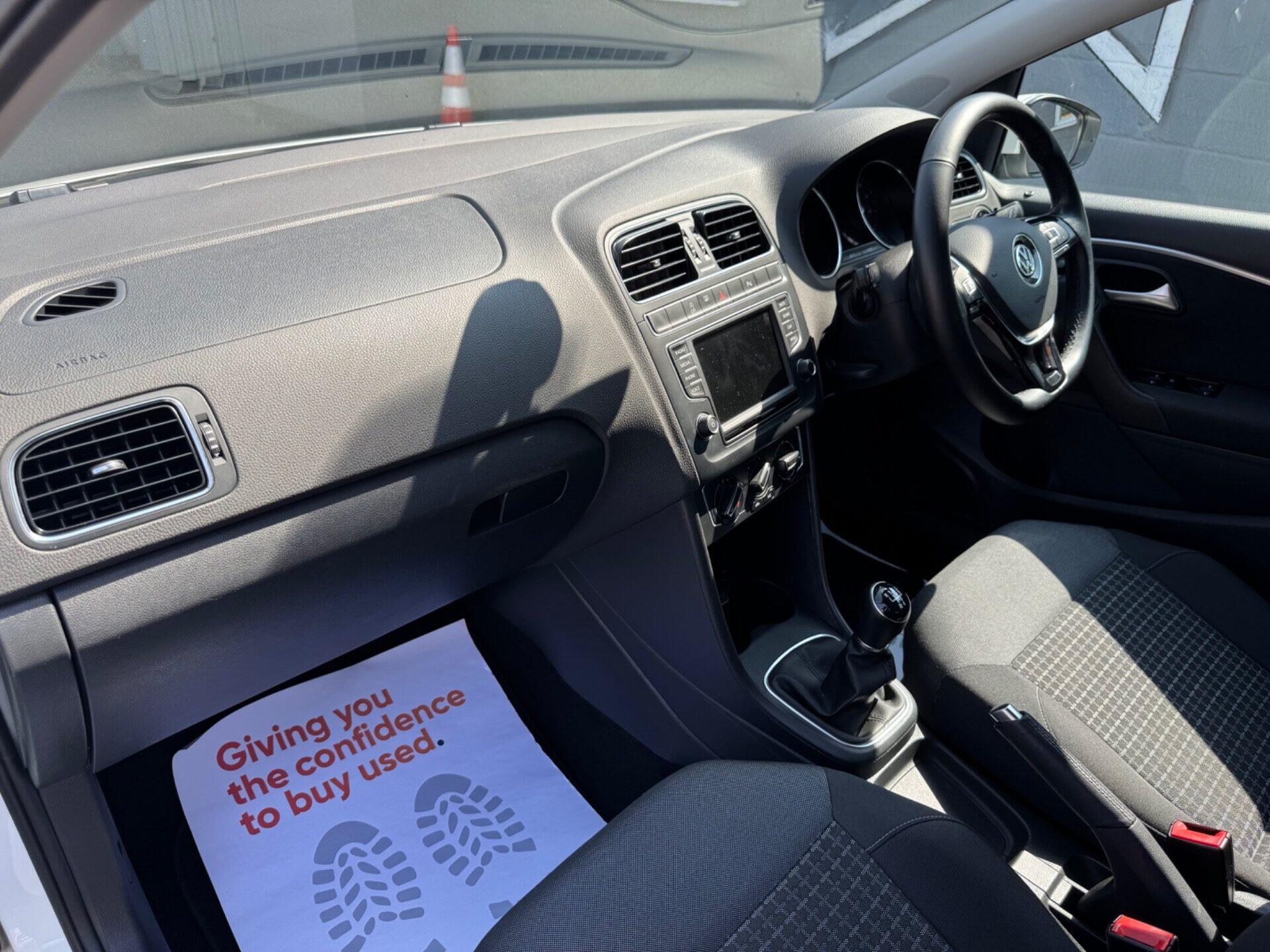 Volkswagen Polo view 50