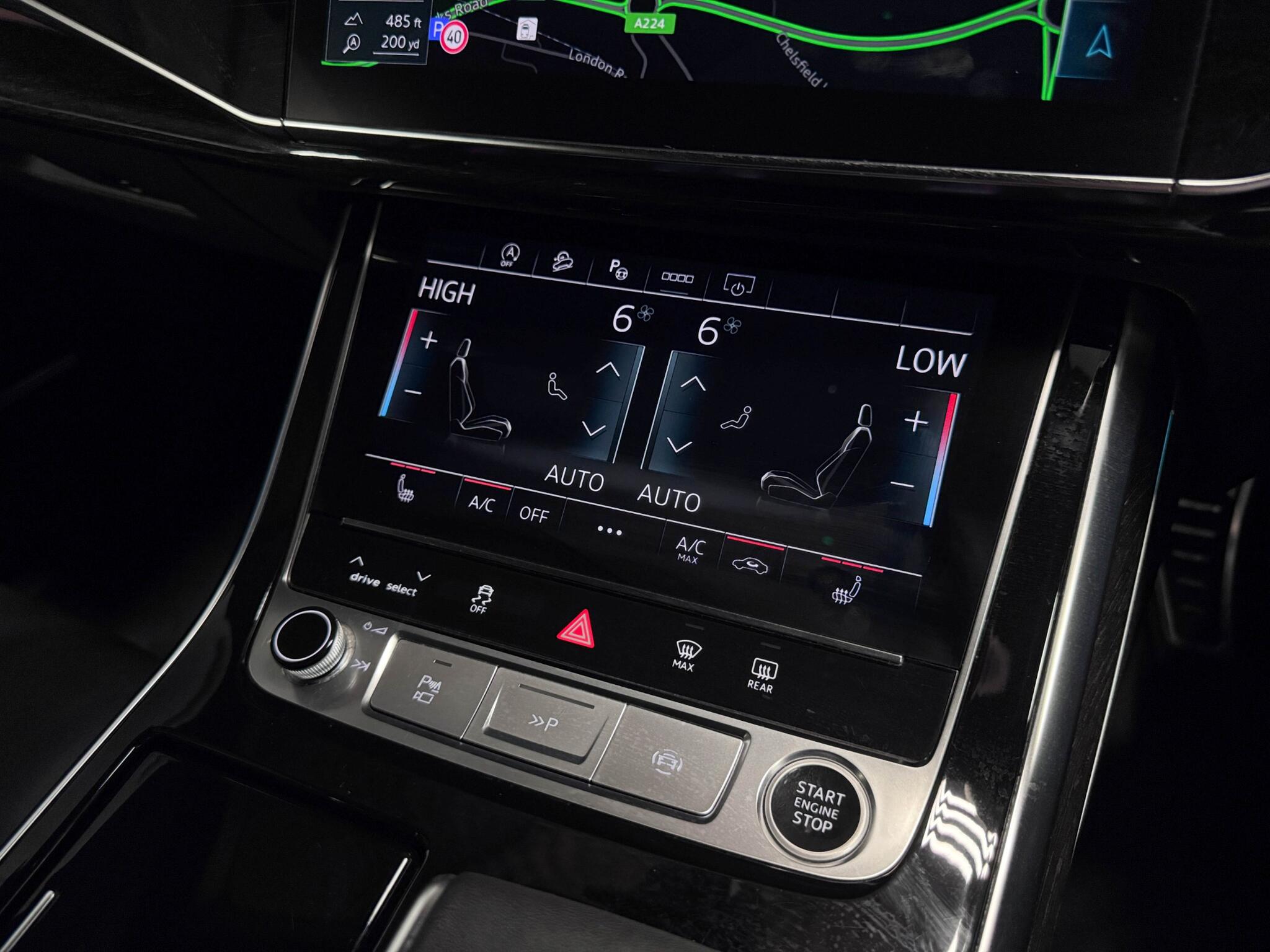Audi Q8 view 41