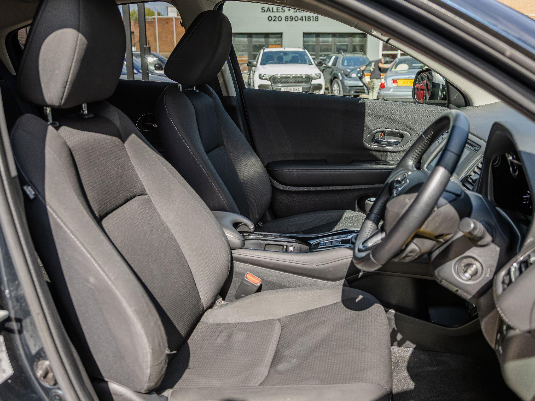 Honda HR-V view 16