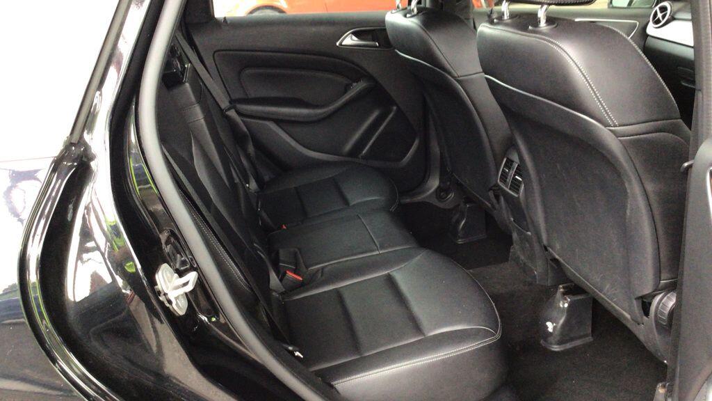 Mercedes-Benz B-Class view 17
