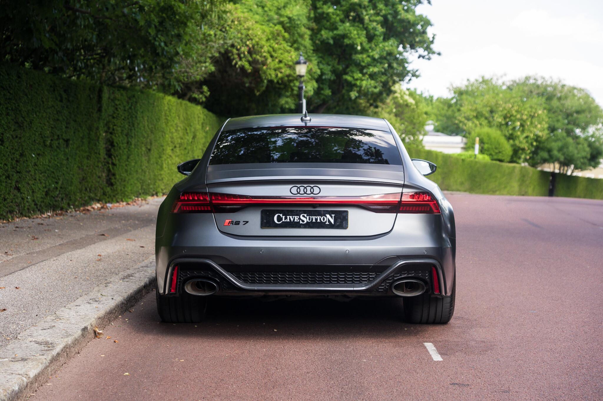 Audi RS7 view 5
