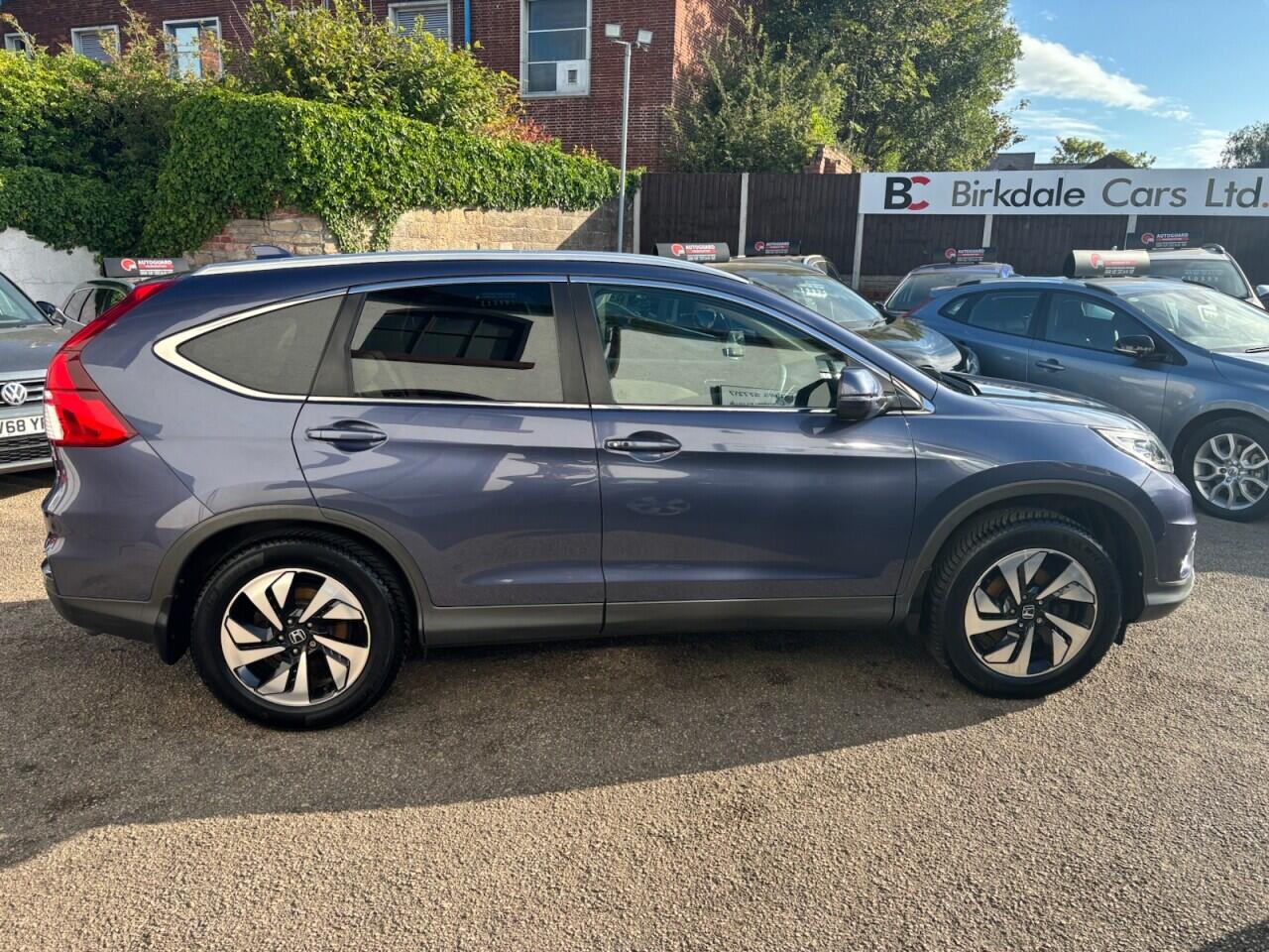 Honda CR-V view 2