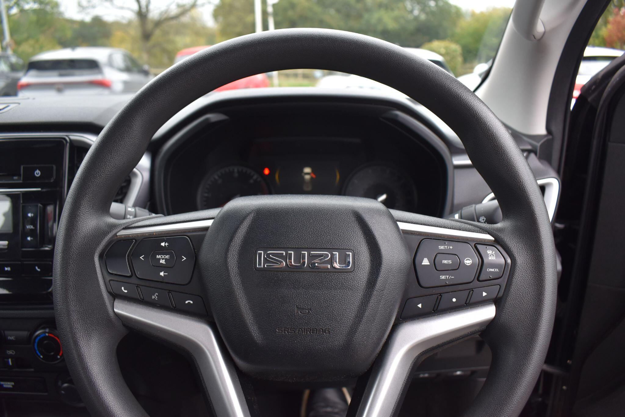 D-Max - 1.9 TD DL20 Auto 4WD Euro 6 (s/s) 2dr - Image 19
