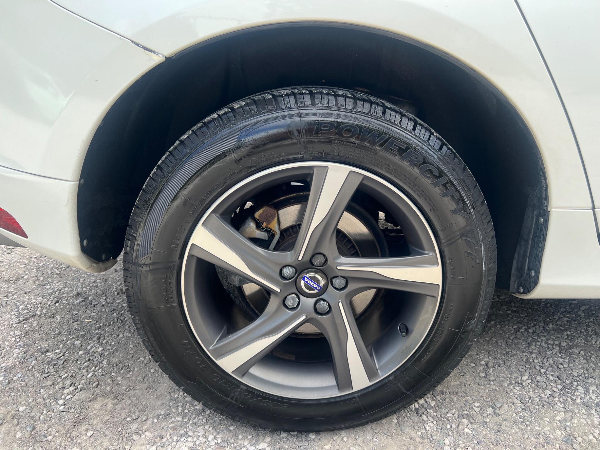 Volvo XC60 view 26