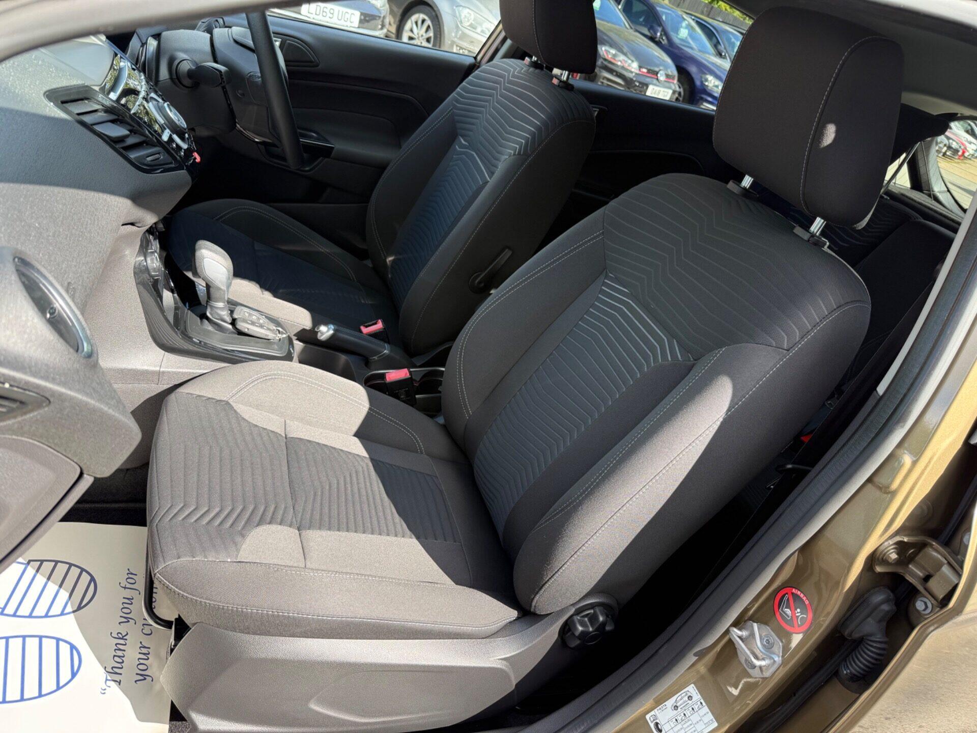 Ford Fiesta view 20