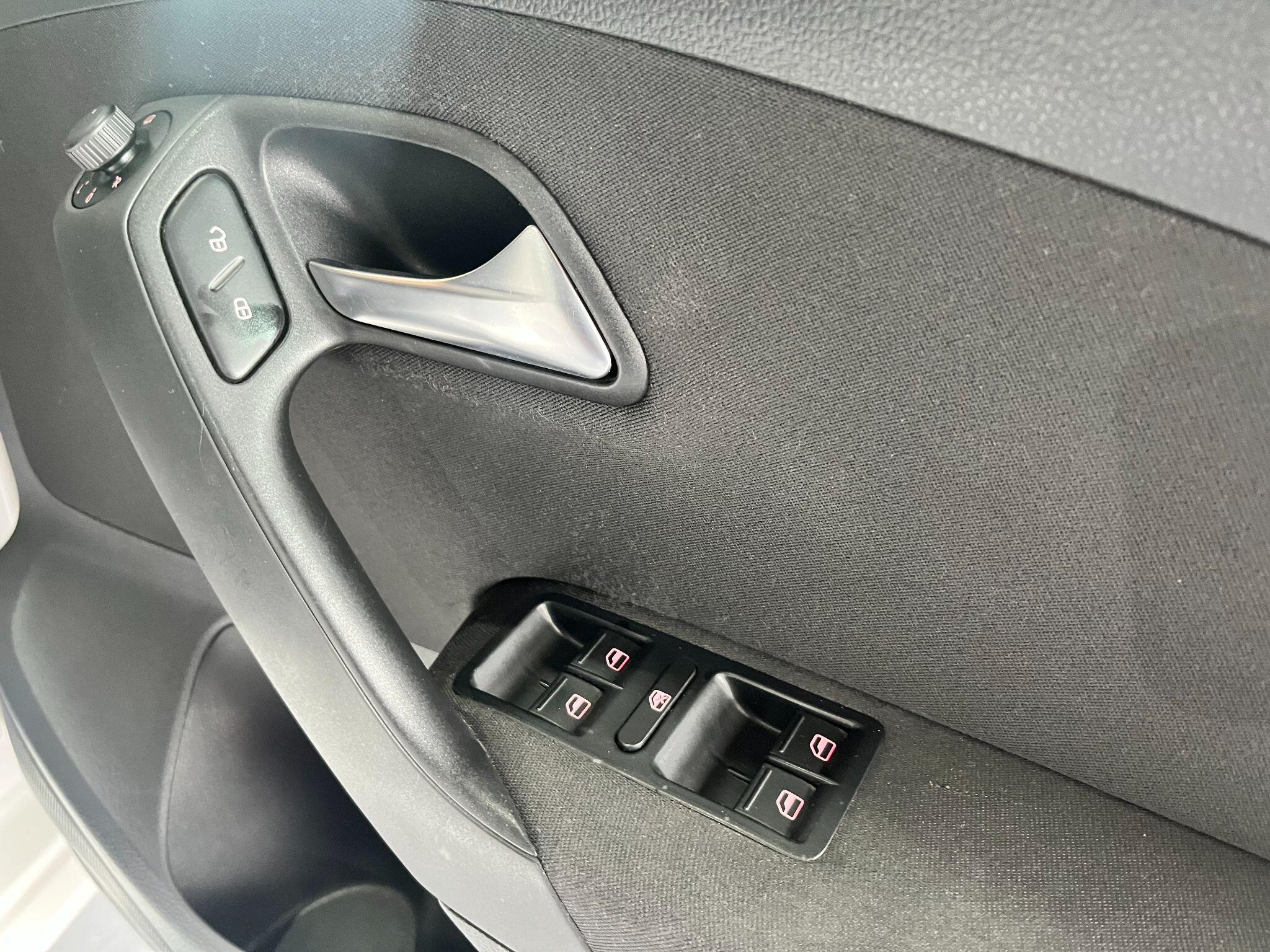 Volkswagen Polo view 41