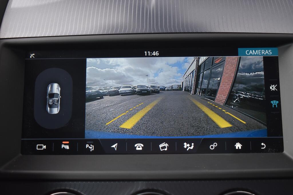 Jaguar F-Type view 16