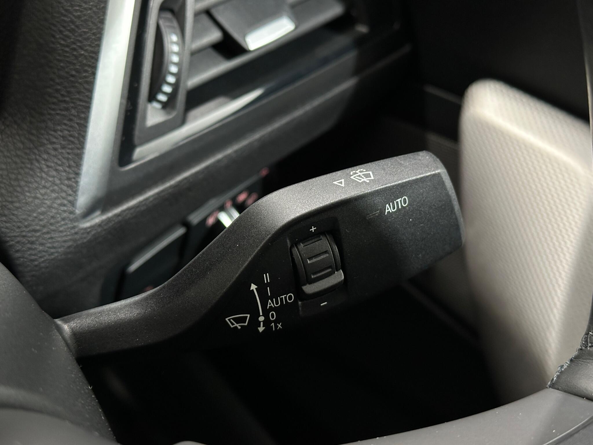 BMW 2 Series view 17