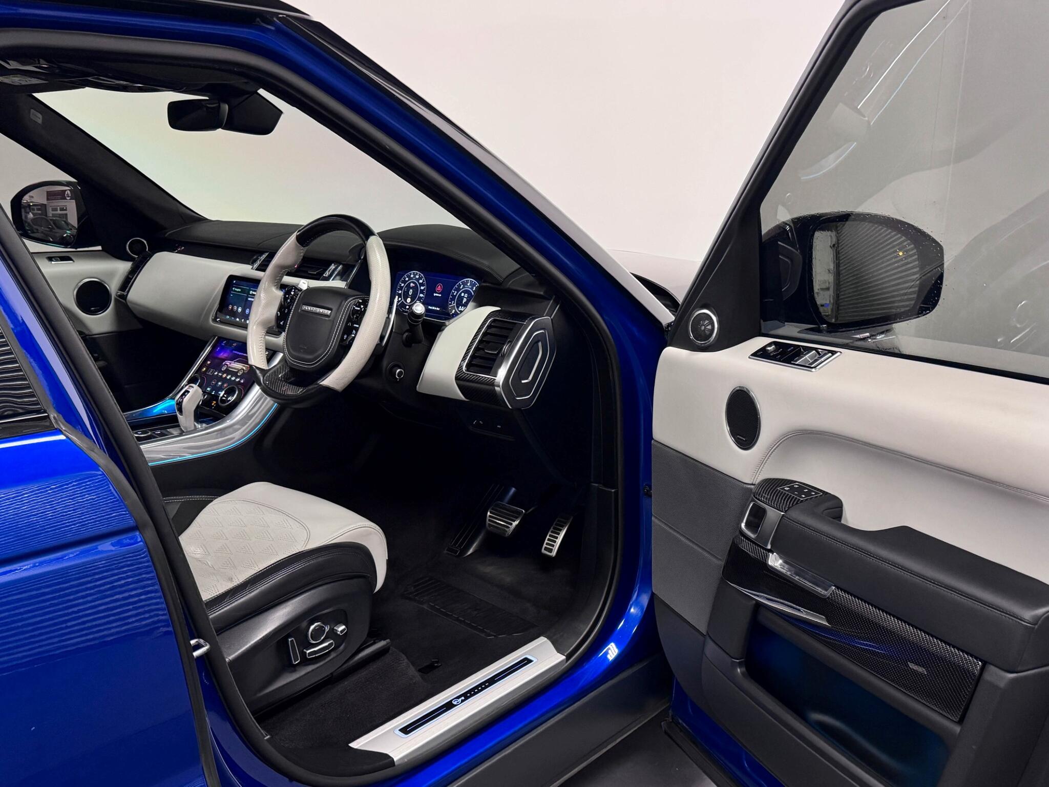 Land Rover Range Rover Sport view 45