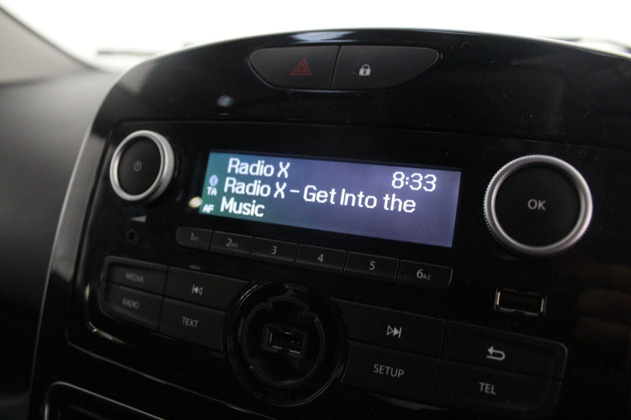 Renault Clio view 32