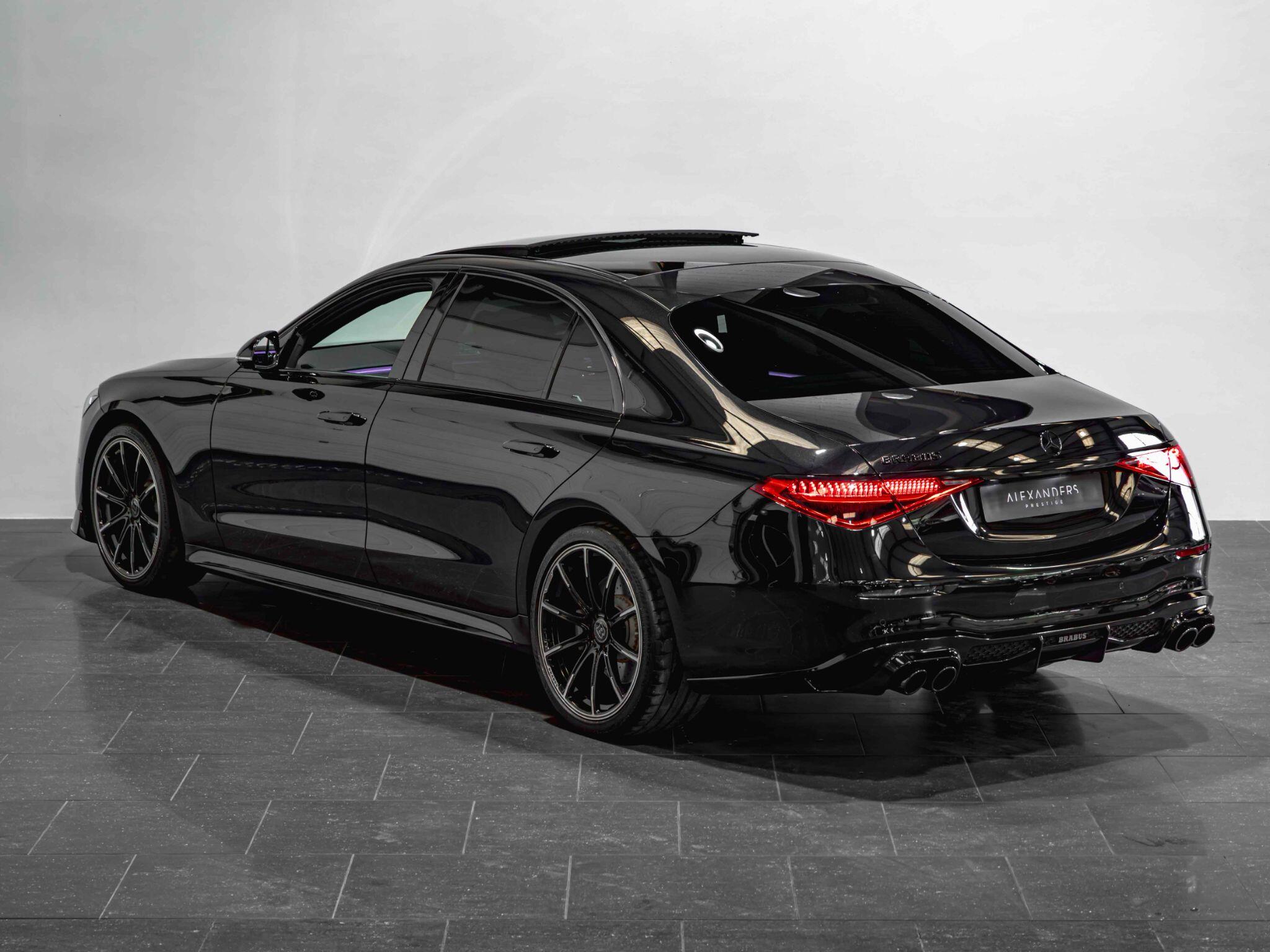 Mercedes-Benz S Class view 5