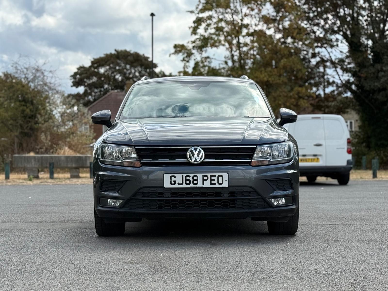 Volkswagen Tiguan view 14